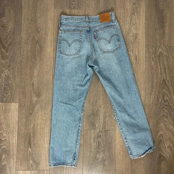 Levi's Wedgie Straight Fit Jeans Authentically Yours Medium Wash High Rise Denim - Picture 13 of 15